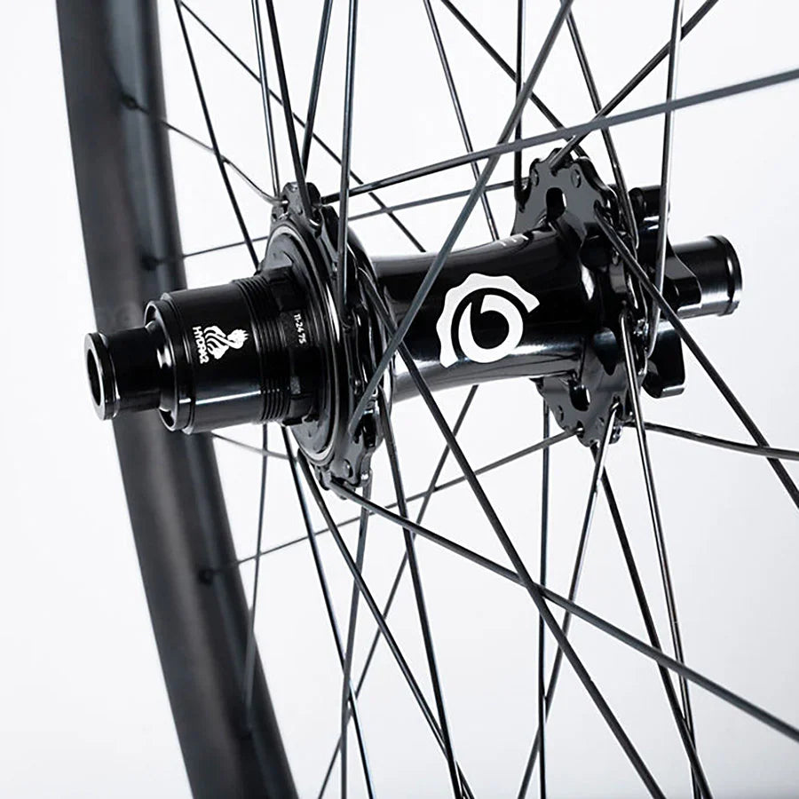 Maza Trasera Industry Nine Hydra2 32H 12X148 Black