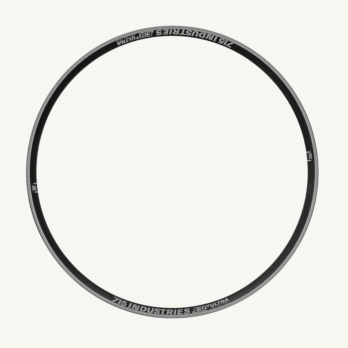 Llanta 715 Ultra Black 27.5