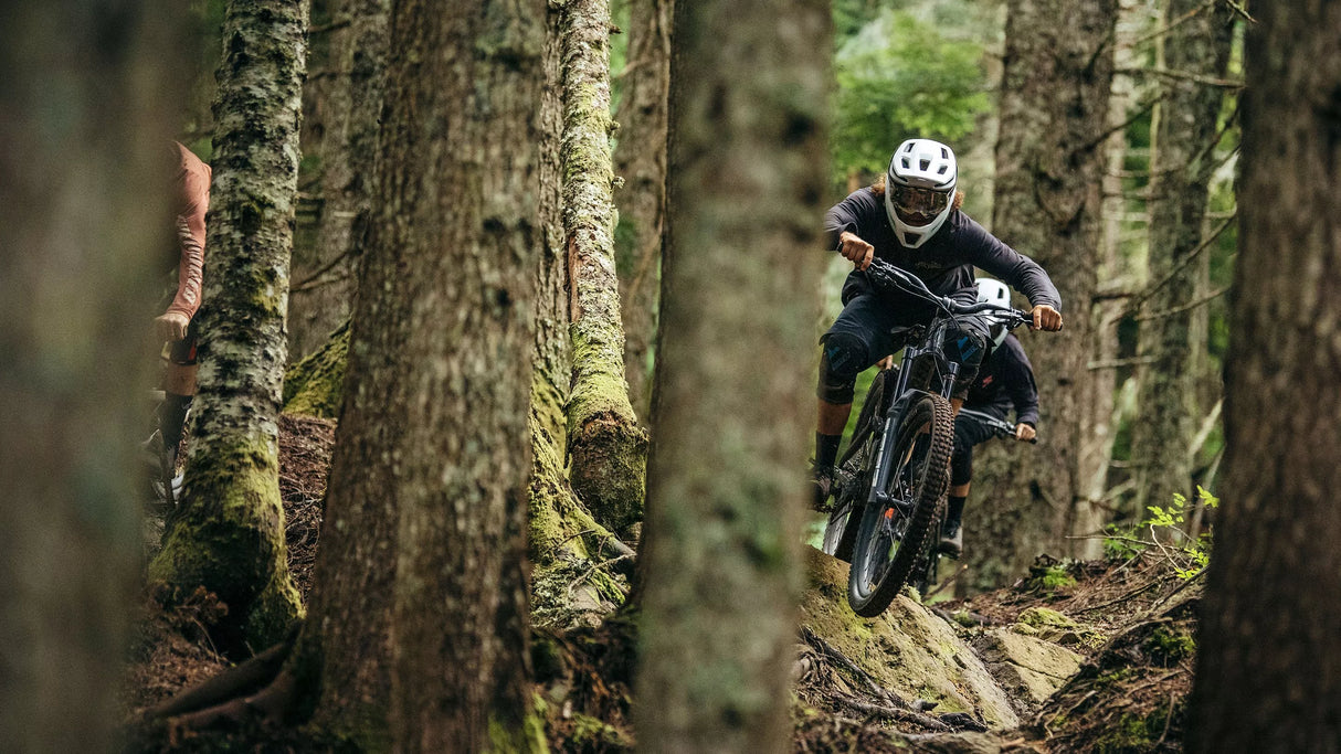 CASCO SPECIALIZED - GAMBIT WHT/CARB MIPS