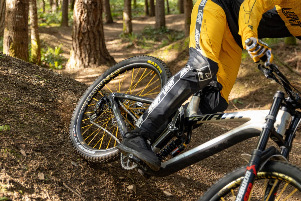 Set De Ruedas Industry Nine Hydra Gr300 V2 Mx 29/27 Black 15X110 - 12X148