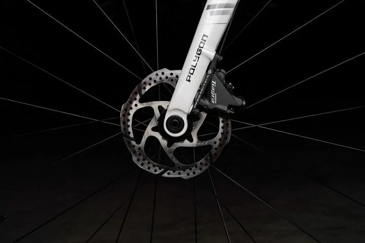 Bicicleta Ruta Polygon Strattos S4D White/Blk - Tiagra 10V