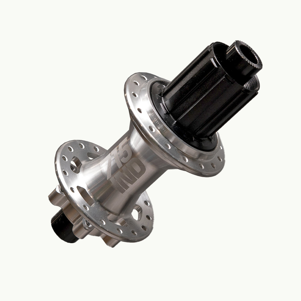 Maza 715 Trail Silver Trasera 12X148 32H