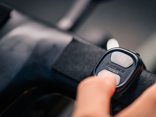 Luz Delantera Ravemen K1800