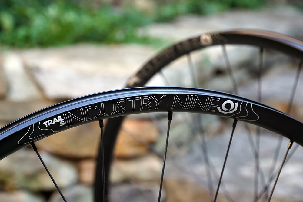 Llanta Industry 9 Trail-S V2 Aro 29 / 28H