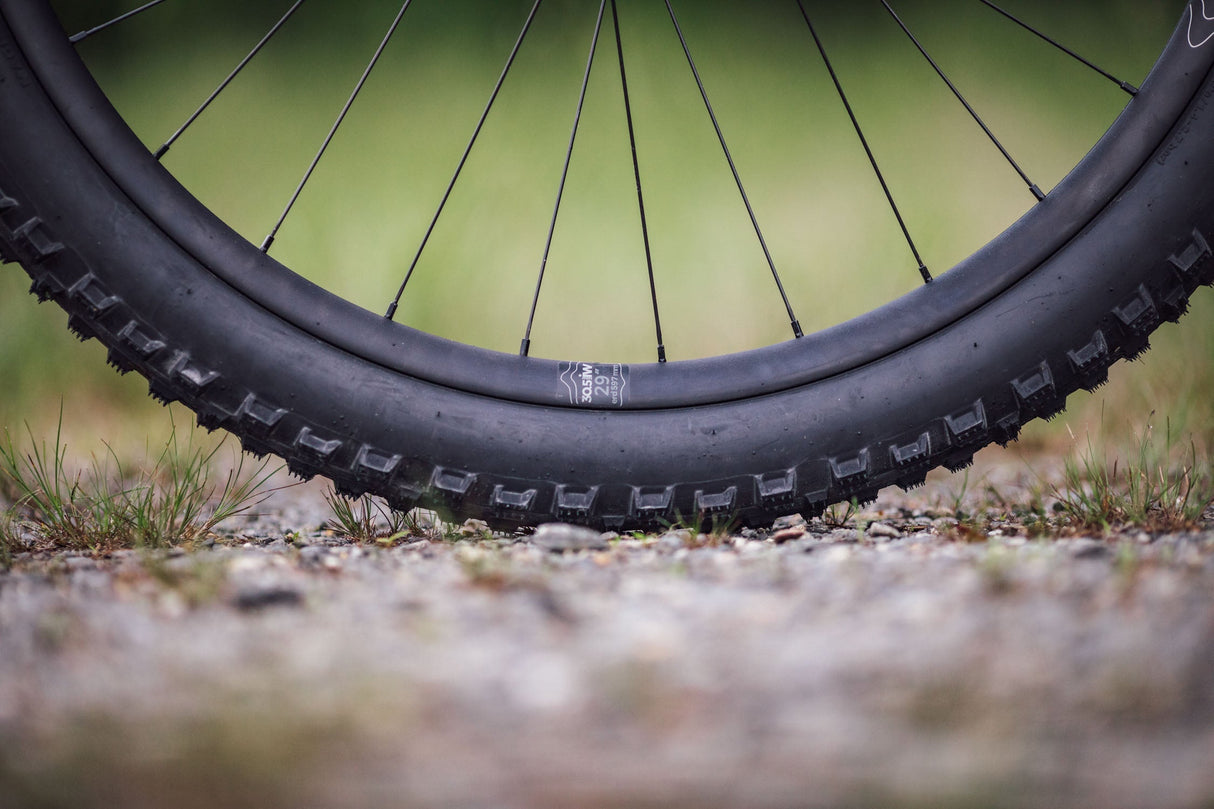 Llanta Enduro-S 27.5 28H (Industry Nine)