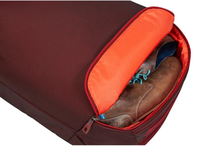 Mochila Thule Sterr Carry-On Emb