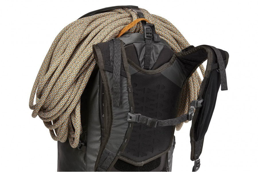 Mochila Thule Stir 35L Obsidian