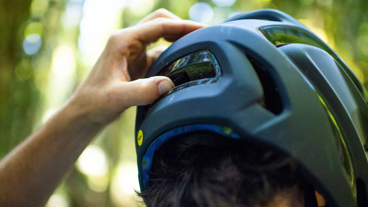 CASCO SPECIALIZED - GAMBIT BLACK