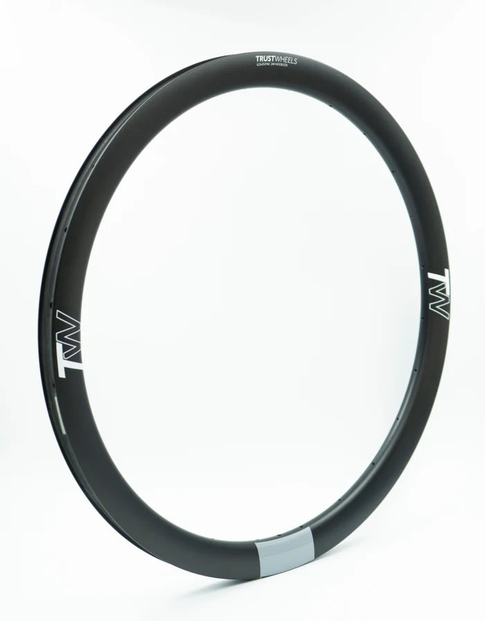 Llanta Trust Wheels M4231Hl 700C 24H