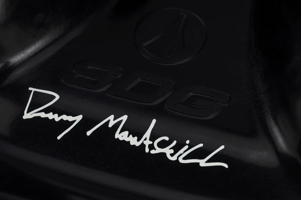 Asiento Cast Bel-Air 3.0 (Collab: Danny Macaskill)